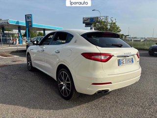 MASERATI Levante 3.0 v6 275cv auto