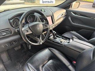 MASERATI Levante 3.0 v6 275cv auto