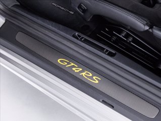 PORSCHE 718 Cayman 4.0 GT4 RS pdk