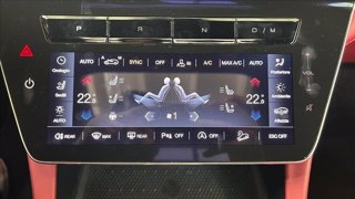 MASERATI Grecale 3.0 V6 Trofeo 530cv auto