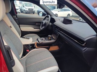 MAZDA Mx-30 17,8kwh r ev phev makoto driver assistance & sound