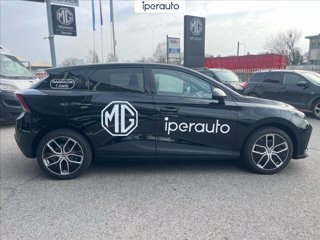 MG MG4 64kWh Luxury **AZIENDALE**
