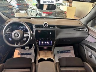 MASERATI Grecale Folgore