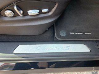 PORSCHE Cayenne 2.9 S tiptronic