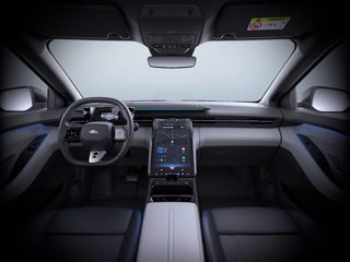 FORD Capri 52kwh standard range premium rwd