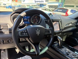 MASERATI Levante 3.0 v6 gransport 350cv auto
