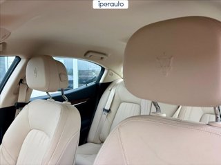 MASERATI Ghibli 3.0 V6 bt 350cv auto