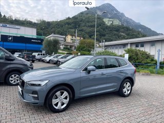 VOLVO Xc60 2.0 b4 momentum awd auto