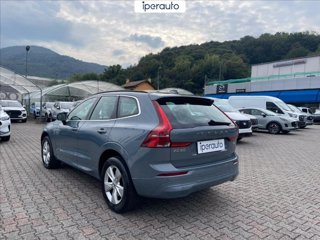 VOLVO Xc60 2.0 b4 momentum awd auto