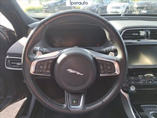 JAGUAR XE 2.0 i4 r-sport awd 250cv auto