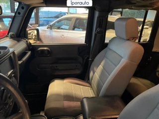 JEEP Wrangler unlimited 2.8 crd sport auto dpf