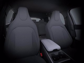 FORD Capri 52kwh standard range style rwd