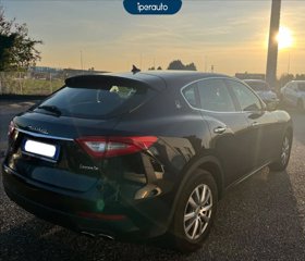 MASERATI Levante 3.0 v6 250cv auto