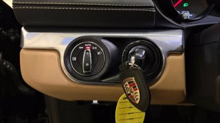 PORSCHE 718 Boxster 2.0 T 300cv **ESEMPLARE UNICO** **MANUALE**