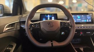 MG MG3 1.5 hybrid+ Luxury auto