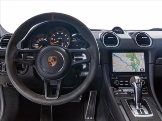 PORSCHE 718 Cayman 4.0 GT4 pdk