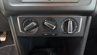 VOLKSWAGEN Polo 5p 1.0 mpi Comfortline 75cv