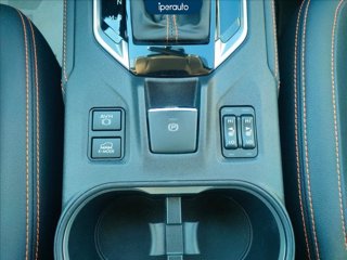 SUBARU Xv 2.0i e-boxer 4dventure lineartronic