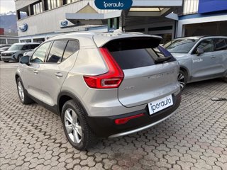 VOLVO Xc40 2.0 b3 core auto