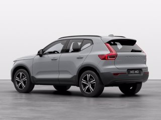 VOLVO Xc40 2.0 b3 plus dark auto