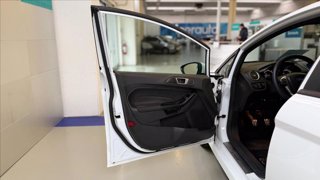 FORD Fiesta 5p 1.5 tdci ST-Line 75cv NEOPATENTATI