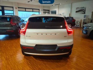 VOLVO XC40 2.0 b3 Core auto