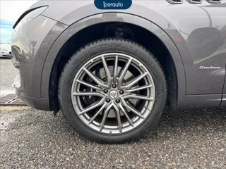 MASERATI Levante 3.0 V6 Granlusso 250cv auto