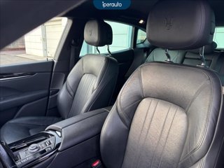 MASERATI Levante 3.0 V6 250cv auto