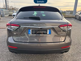 MASERATI Levante 3.0 V6 250cv auto