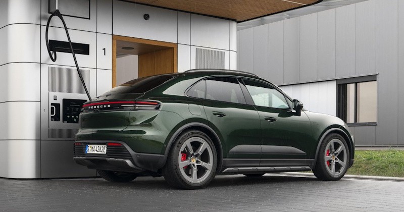 Macan E Performance Porsche Ricarica Rapida