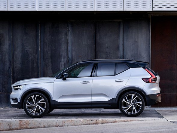 Xc40 Hero 21X9 Copia