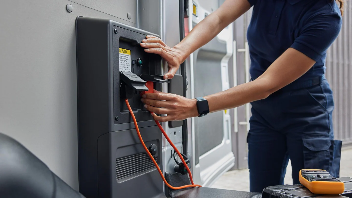 Ford Eu E Transit Shot 13 V363 Etransit Detail Propower Rear Load Box 16X9 2160X1215 FC D T M